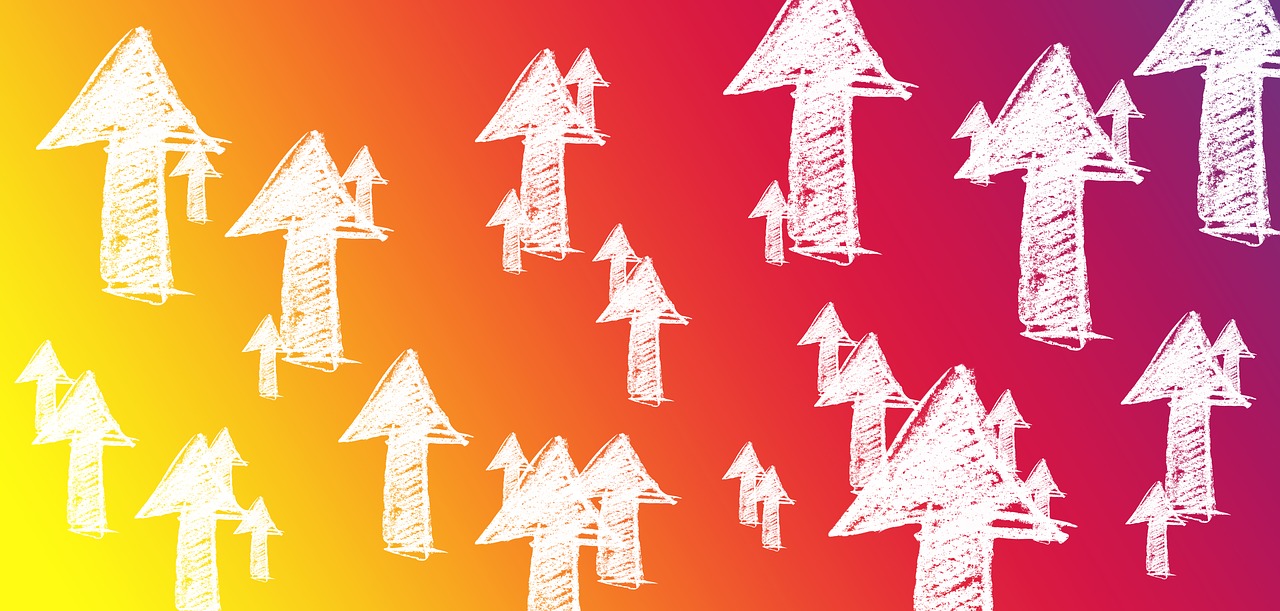 https://pixabay.com/en/arrows-growth-hacking-marketing-2128979/